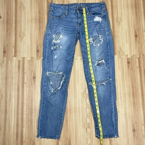 American Eagle Distressed Stretch Jegging Women's Size 2 - Picture 7 of 9